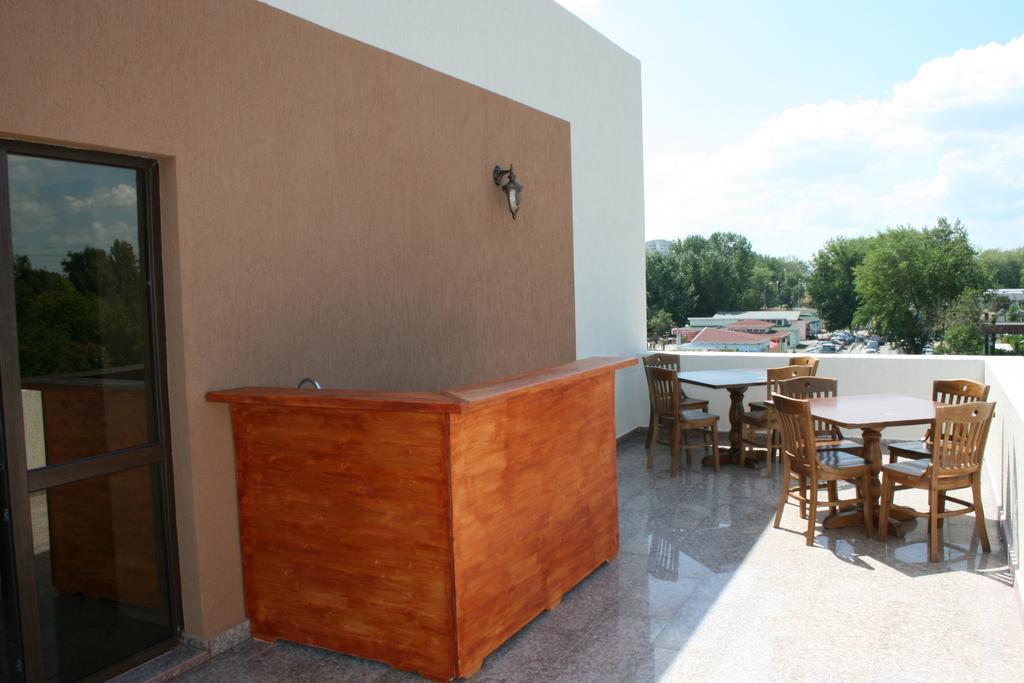 Hotel Mihaela 3*