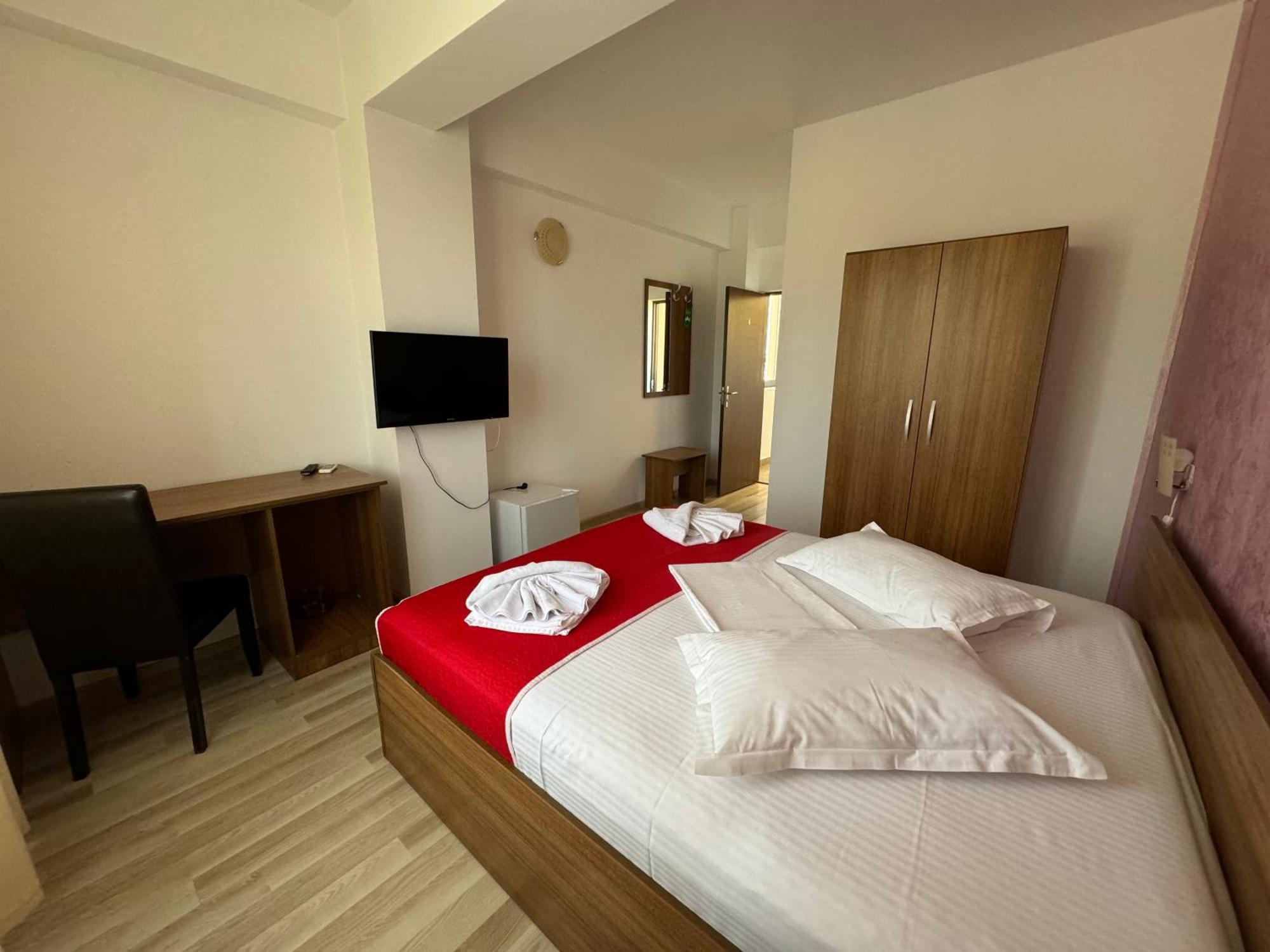 Hotel Mihaela 3*